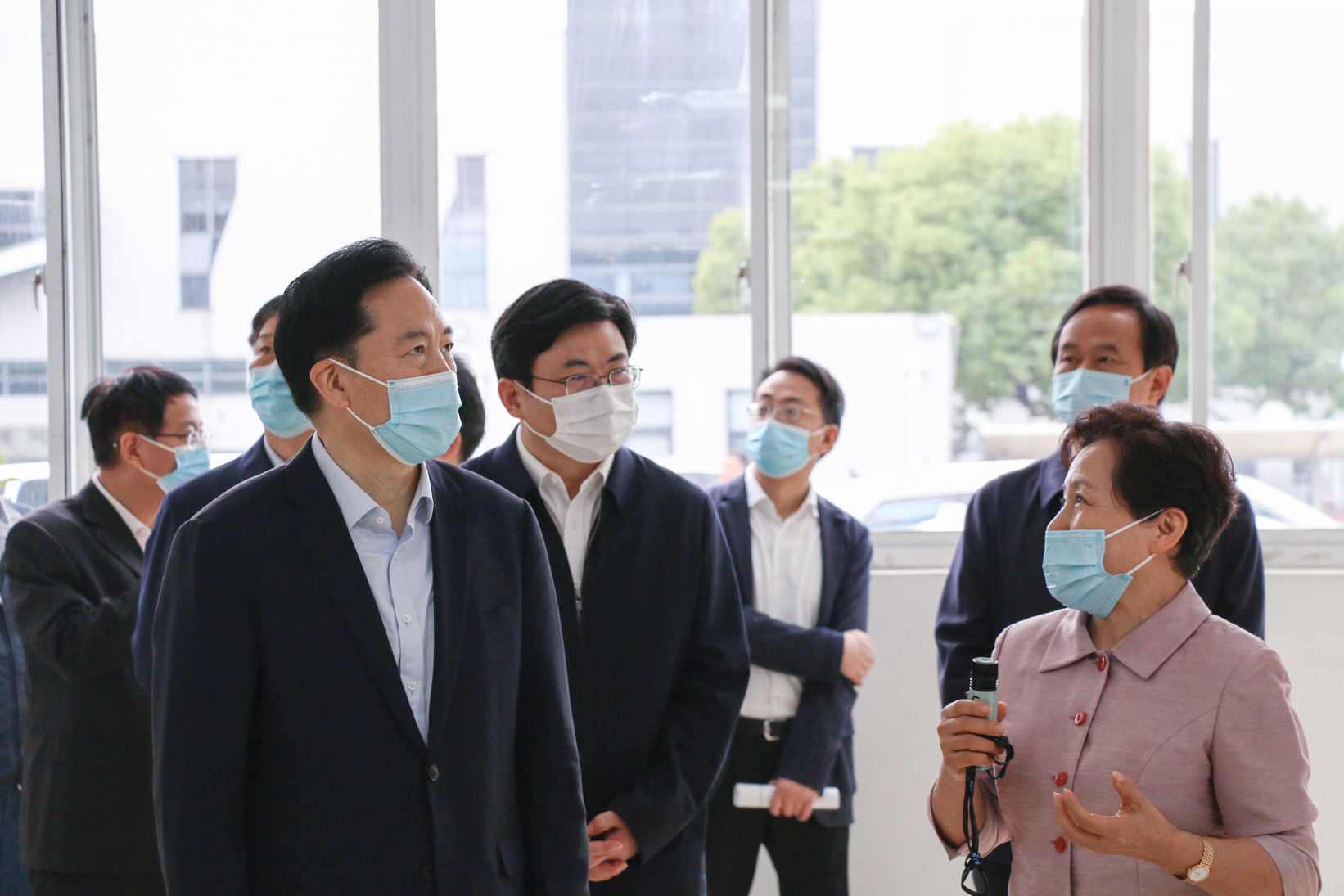 亚洲精品久久久久中文第一幕