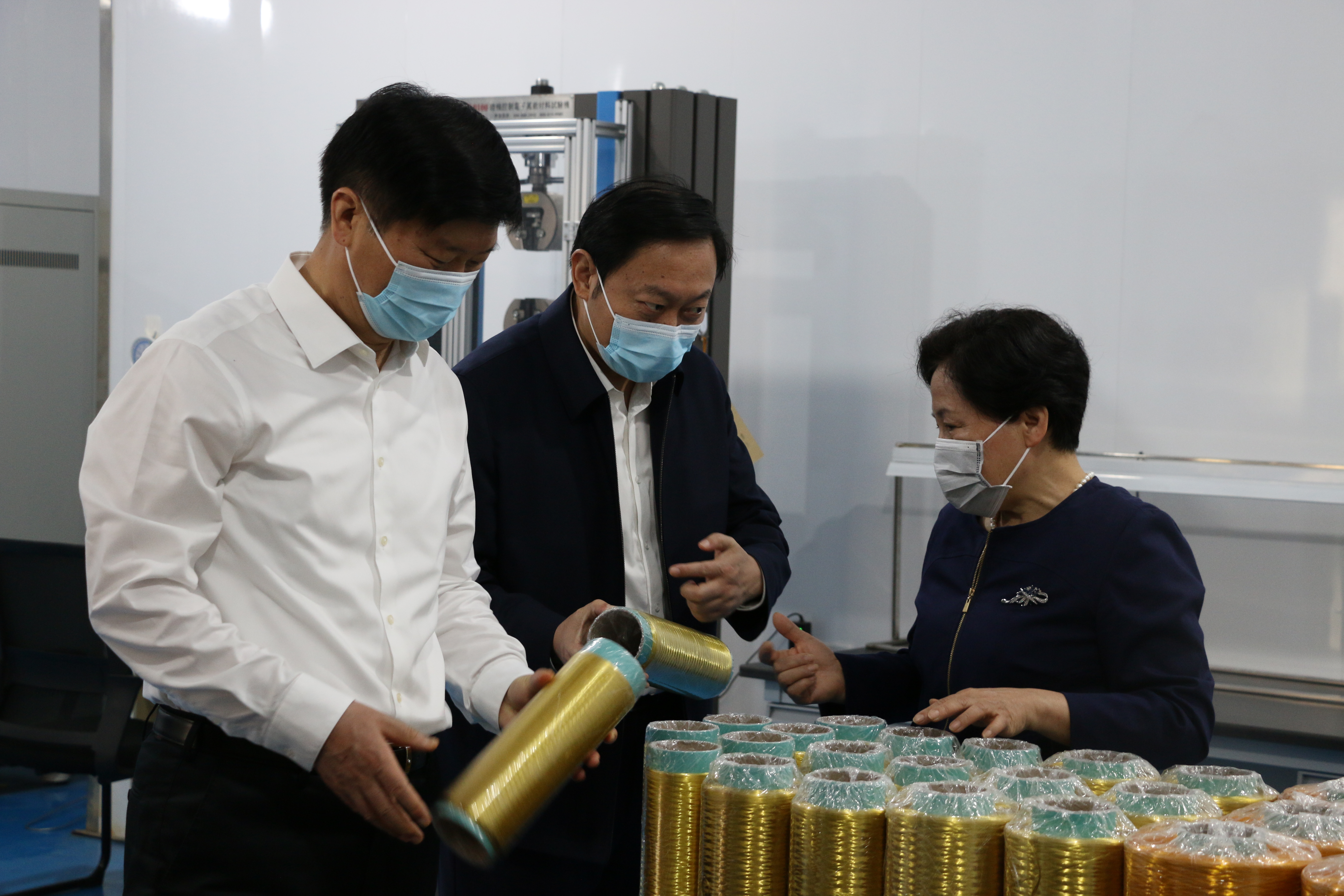 亚洲精品久久久久中文第一幕