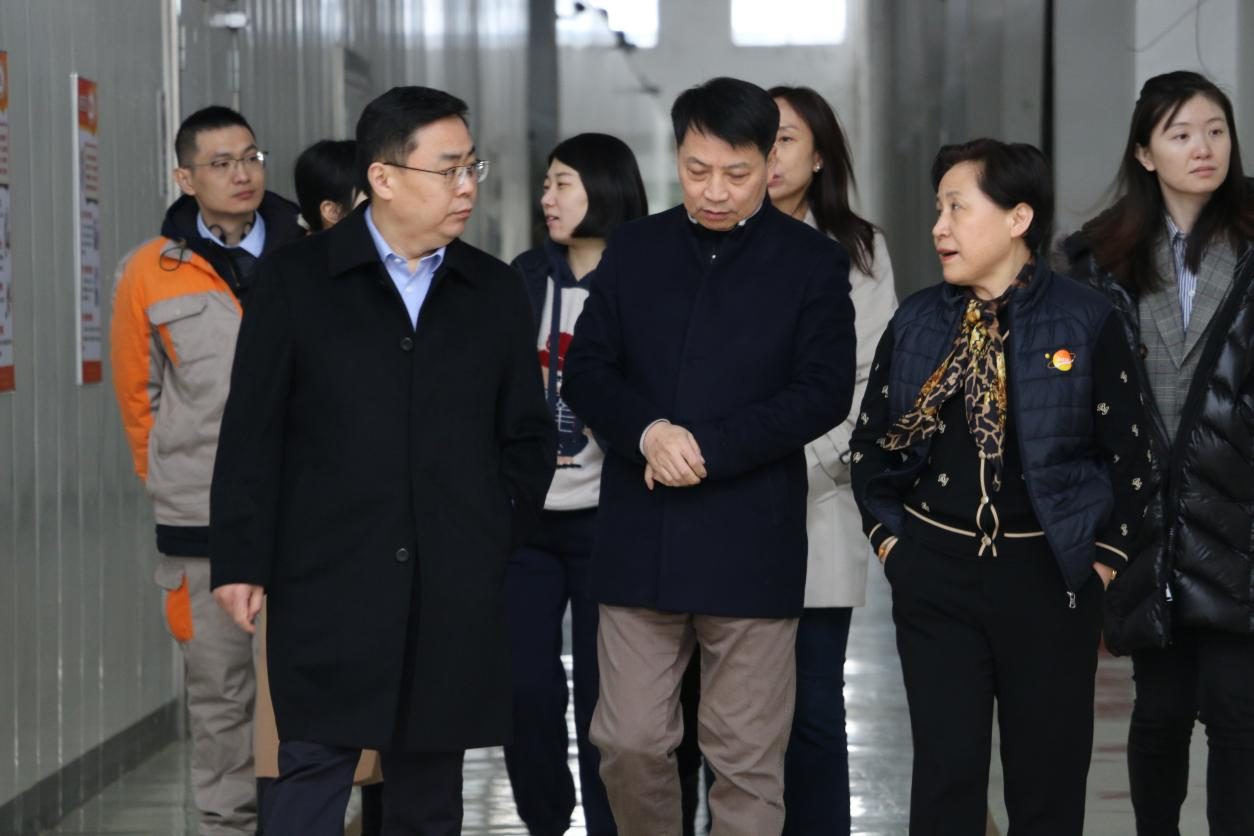 亚洲精品久久久久中文第一幕